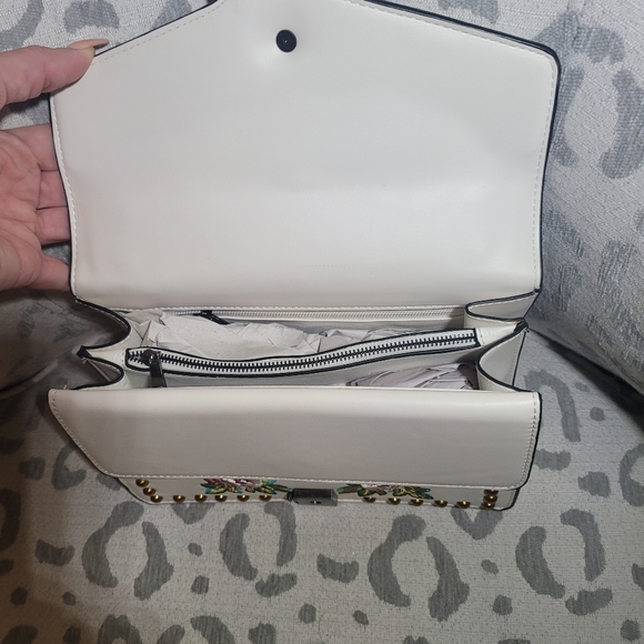 Floral Pink Red Dionysys White Faux Leather Gold Stud Black NEW - Picture 11 of 12